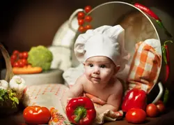 Фото малыш на кухне
