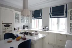 Двойные римские шторы на кухню фото