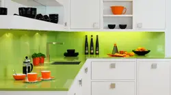 Белые Кухни С Зеленым Фартуком Фото