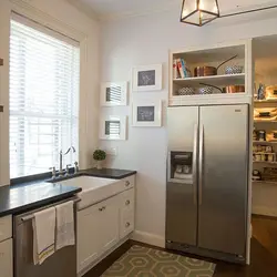 Холодильник в нише на кухне фото в интерьере