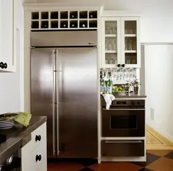 Холодильник в нише на кухне фото в интерьере