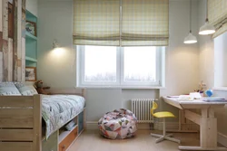 Дизайн спальни детской с двумя окнами