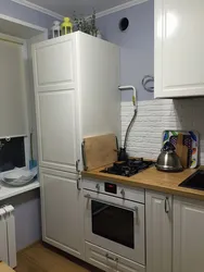 Кухня Холодильник Плита Мойка Фото