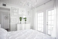 Спальня в белом доме фото