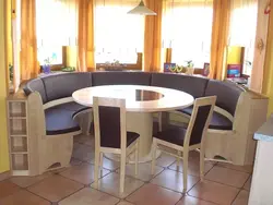 Полукруглый стол на кухню фото