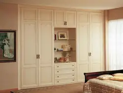 Шкафы в спальню с полочками фото