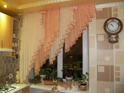 Ассиметричные шторы на кухню все фото