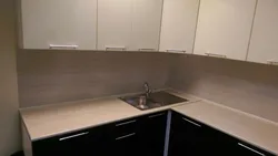 Countertops ва пешдоман барои skif акс ошхона