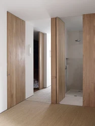 Высокие двери в интерьере квартиры