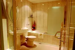 Интерьер ванной комнаты из пластиковых панелей