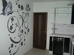 Drawing in the kitchen on the entire wall photo