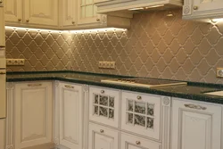 Backsplash design for a classic tile kitchen