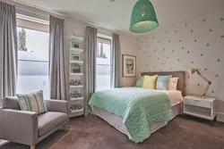 Combination of mint in the bedroom interior