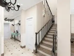 Фото лестниц в доме прихожая