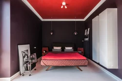 Спальня с черным потолком фото