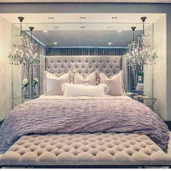 Зеркала у кровати в спальне дизайн