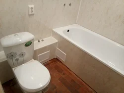 Отделка панелями туалет ванна фото