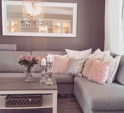 Зеркала в гостиной дизайн над диваном фото