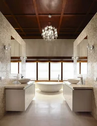 Интерьер ванных комнат потолок
