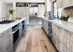 Дизайн кухни светло серый пол