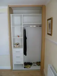 Встроенный шкаф в нишу в прихожей фото