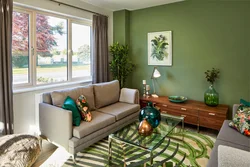 Зеленые стены в интерьере гостиной фото