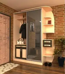 Дизайн прихожей с дверьми в комнаты