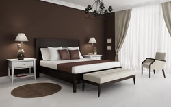Интерьер спальни с светло коричневой мебелью