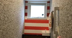 Bath design with liquid wallpaper