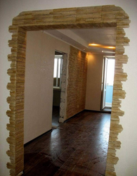 Дверной проем отделка камнем в квартире фото