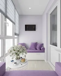 Интерьер балкона с диваном в квартире