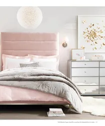 Дизайн спальни с розовой кроватью