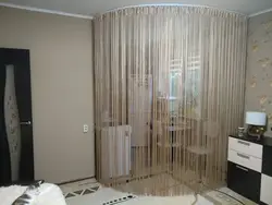 Нитяные шторы в гостиной фото