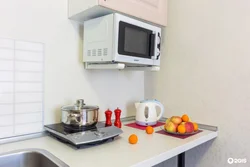 Как Повесить Микроволновку В Маленькой Кухне Фото