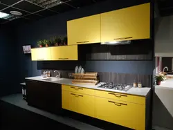 Кухня черно желтая фото