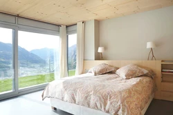 Фото спальни с панорамными окнами фото