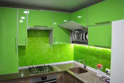 Дизайн кухни фото салатовая обои