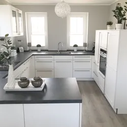 Painting the walls in the kitchen design in gray tones