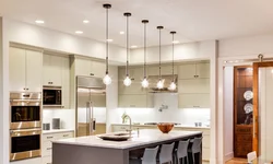 Свет на потолке в интерьере кухни