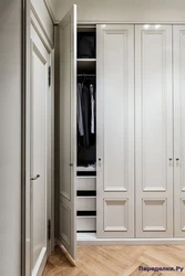 Встроенный Шкаф В Прихожую С Распашными Дверями Современный Дизайн Фото