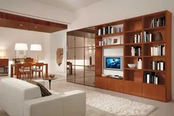 Дизайн гостиной с системой хранения