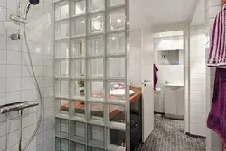 Дизайн маленькой ванной с перегородкой
