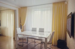 Дизайн штор для кухни гостиной с двумя окнами