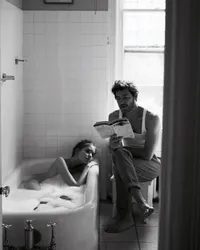 Фото мужчина в ванной фото