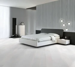 Фото спальни с белым ламинатом