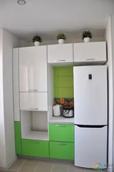 Дизайн Кухни С Пеналом И Холодильником Фото