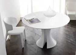 Round kitchen table extendable on one leg photo