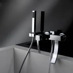 Современные смесители для ванной фото