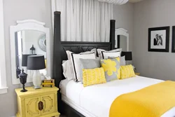 Желтая кровать в интерьере спальни фото