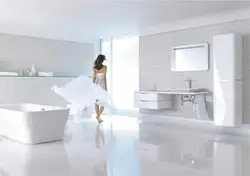 Белая сантехника в ванной комнате фото